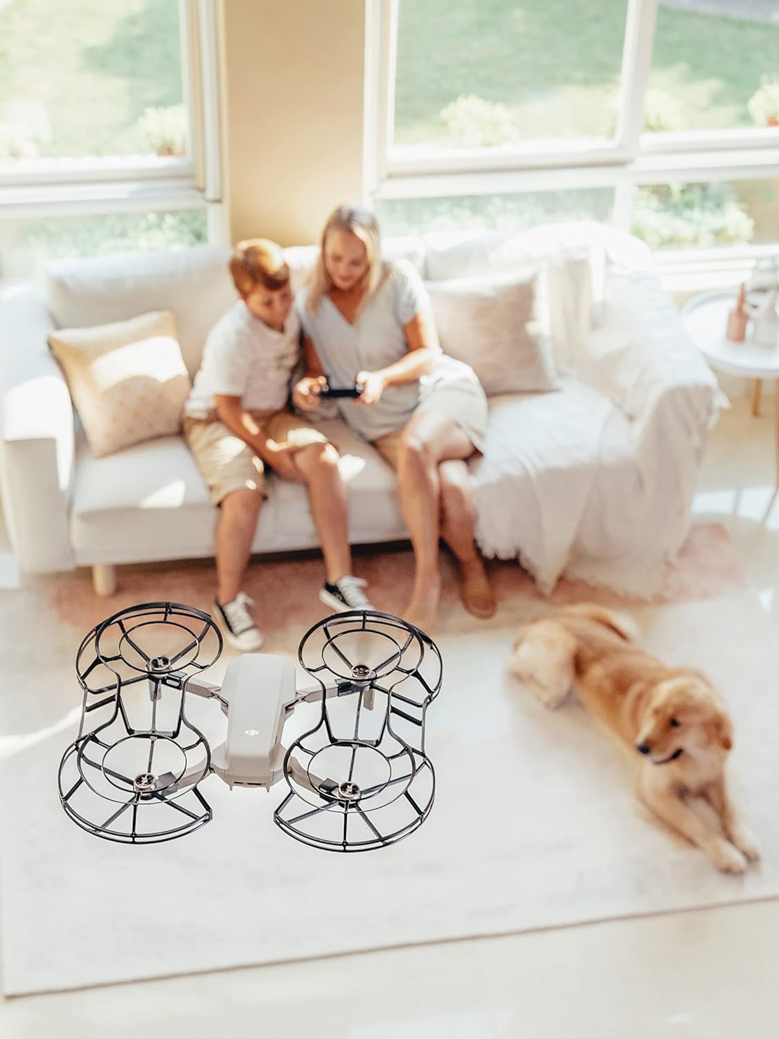 DJI Mavic Mini vista frontal con mando original