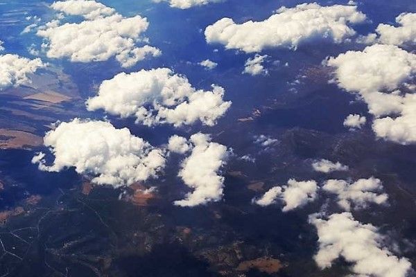 Factores climáticos que afectan a los drones