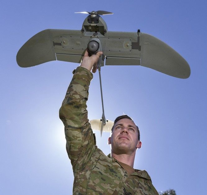 AeroVironment Wasp AE dron pequeño portátil