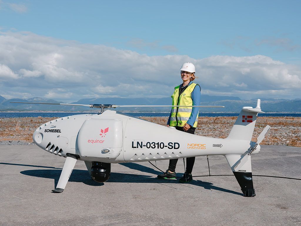 Schiebel Camcopter S-100 dron de ala rotativa Austria