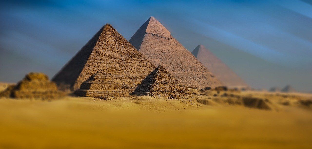 Las piramides de Giza en Egipto: sobrevolarlas con dron esta prohibido