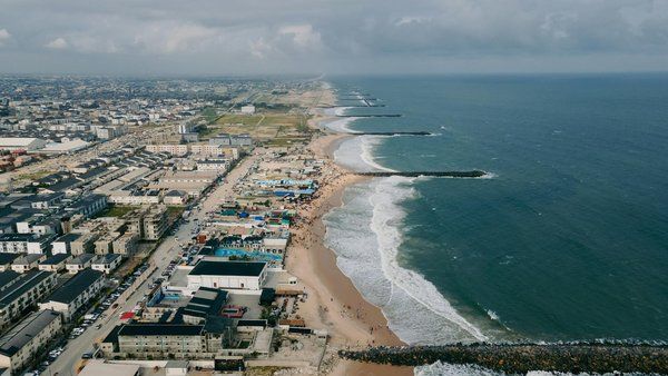Playas de Lagos, Nigeria: costa para volar drones con Flyer ID