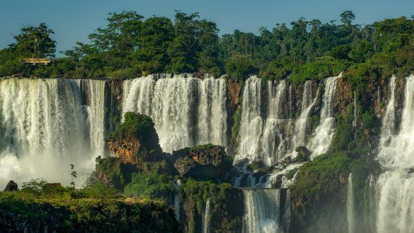 Saltos del Monday, Paraguay: cascadas para volar drones en zonas periféricas