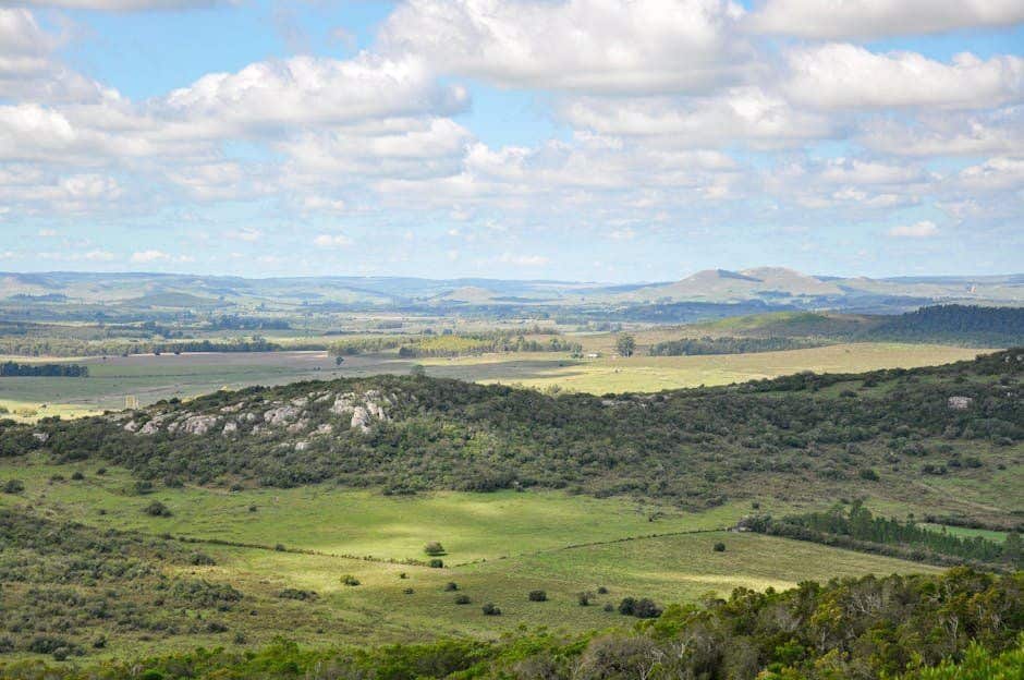 Sierras de Minas (Lavalleja), Uruguay: colinas rurales para volar drones