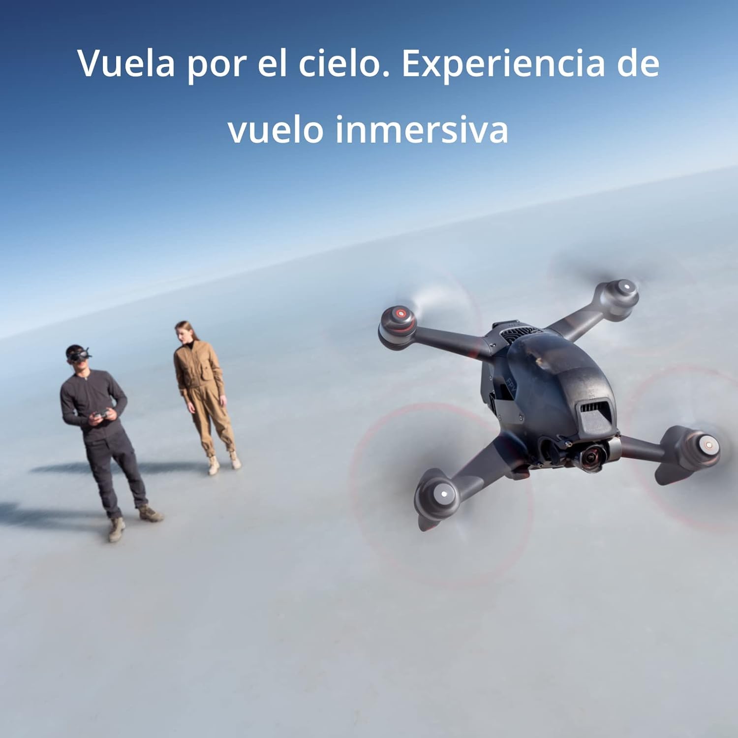 DJI FPV racing dron volando con goggles V2