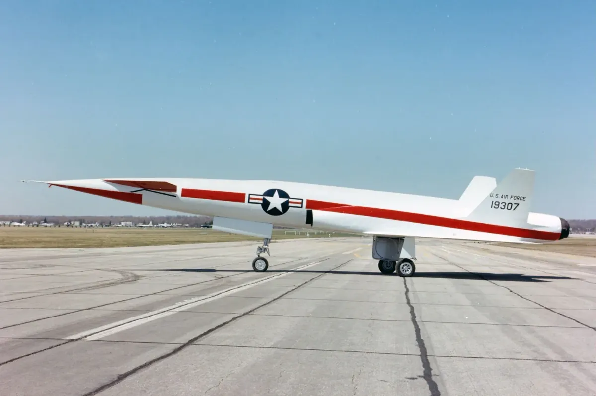 North American X-10 — Fuerza Aérea de EE. UU. · Wikimedia Commons · dominio público