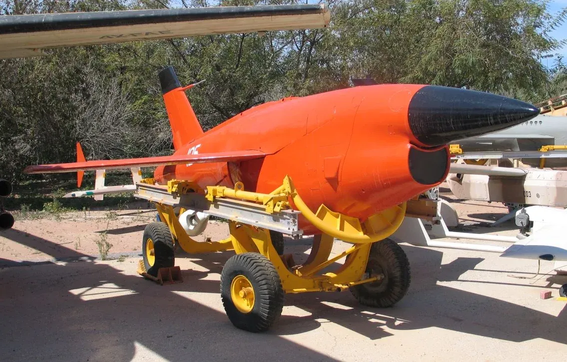 Blanco aéreo no tripulado (concepto) — Un Firebee del museo de Hatzerim (Israel). Bukvoed · Wikimedia Commons · CC BY 2.5