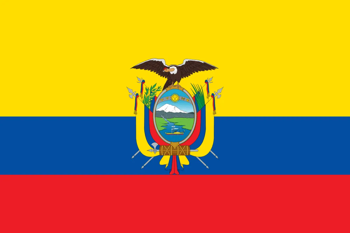 Ecuador — normativa de drones — Bandera de Ecuador (dominio público)