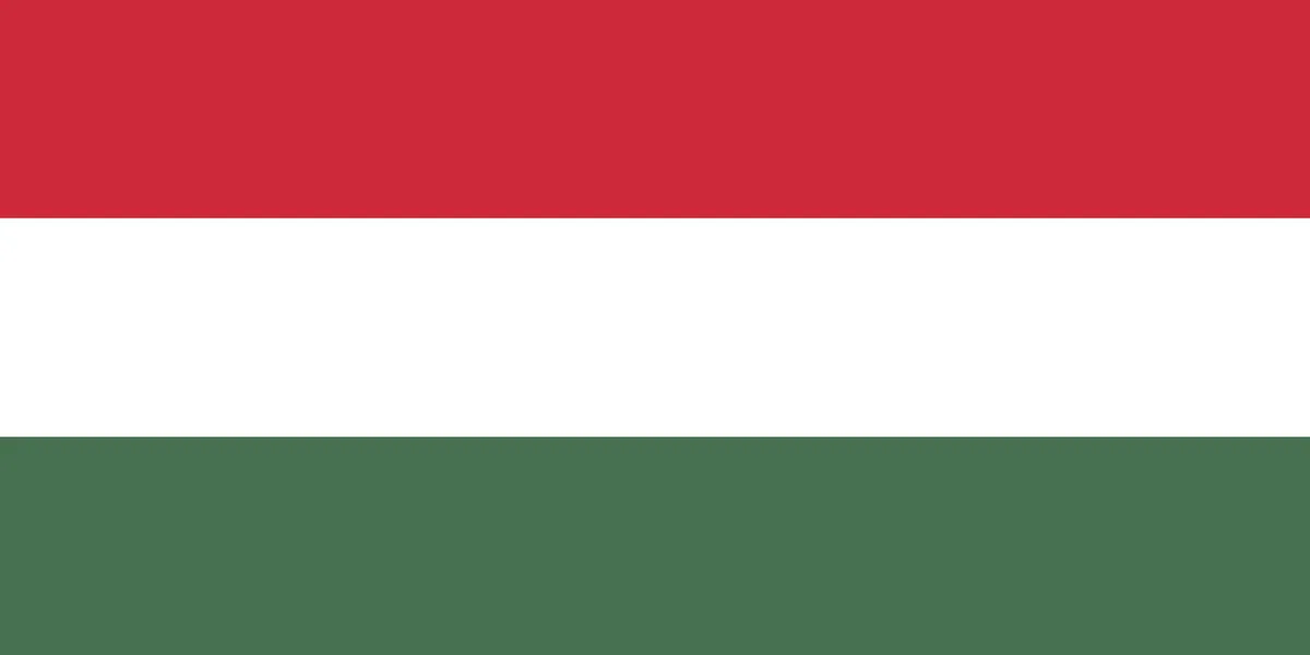 Hungría — normativa de drones — Bandera de Hungría (dominio público)