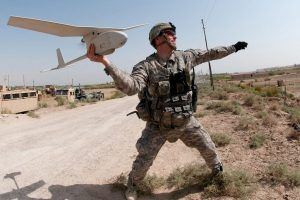 dron militar