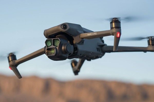 DJI Mavic 3 Pro: el mejor dron con teleobjetivo óptico (2026)